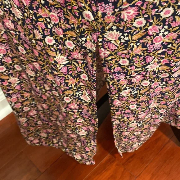 NWOT💕 Beautiful Soft Maxi - Picture 5 of 9